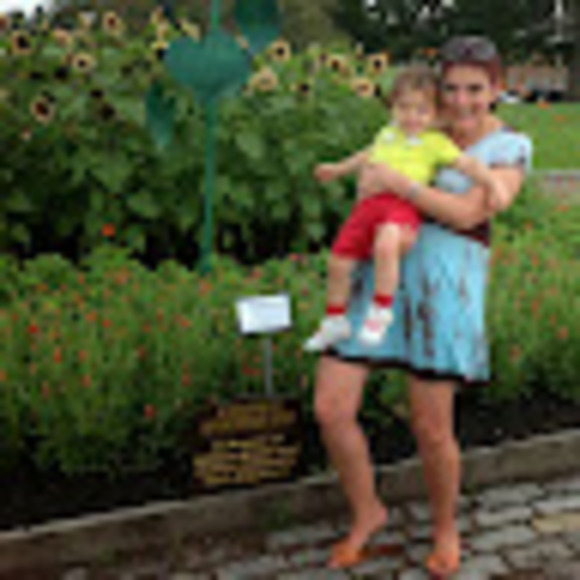 Meet your Posher, Jolene - Picture 1 of 1